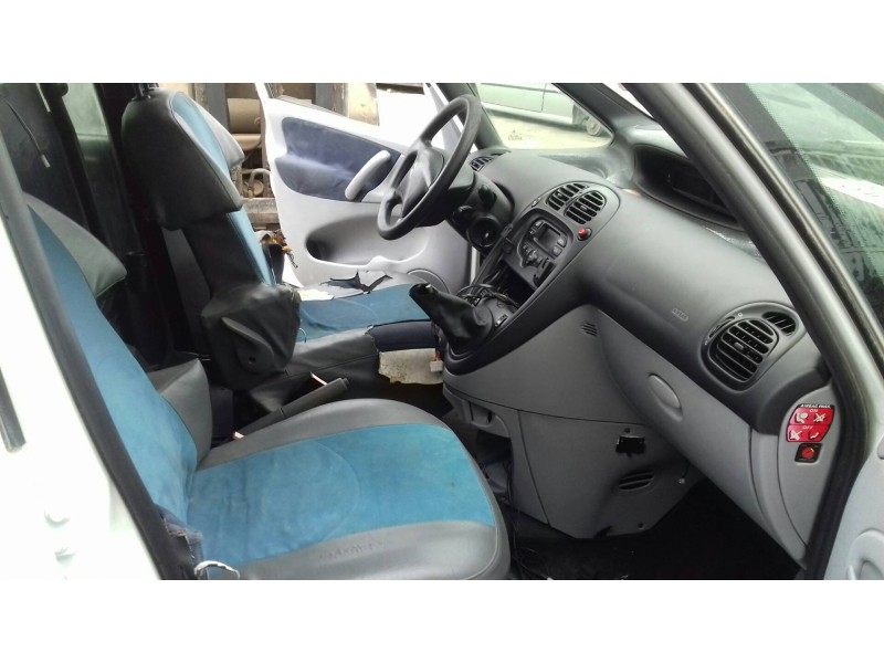 citroen xsara picasso del año 2004