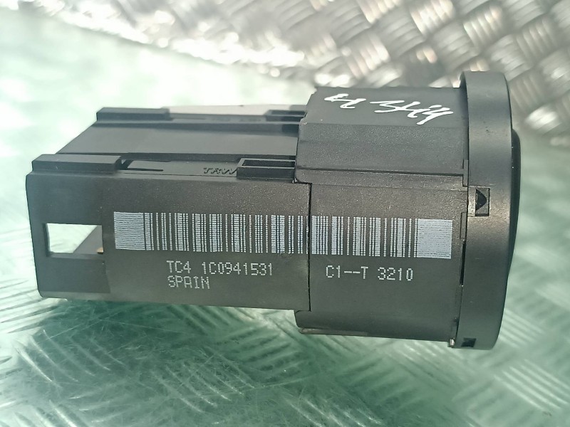 Recambio de mando luces para volkswagen polo berlina (6n2) conceptline referencia OEM IAM 1C0941531  