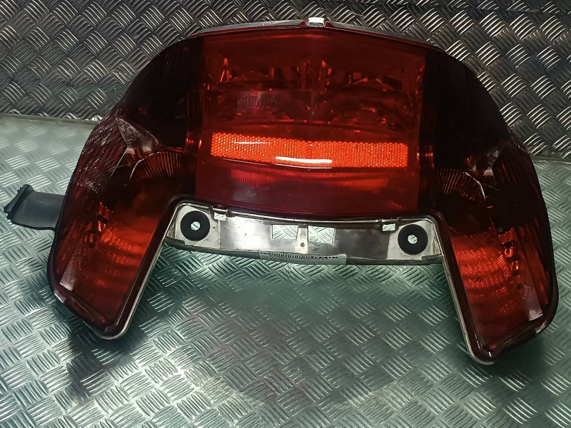 Recambio de luz de freno para honda nt 700 v deauville referencia OEM IAM 50R004141  