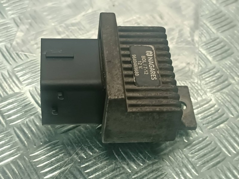 Recambio de caja precalentamiento para citroen xsara picasso referencia OEM IAM 9640469680 CONECTOR 7 PINES NAGARES