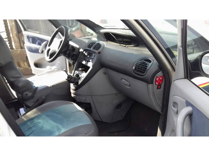 citroen xsara picasso del año 2004