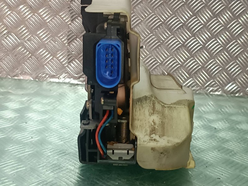 Recambio de cerradura puerta delantera izquierda para volkswagen golf v berlina (1k1) highline referencia OEM IAM  AZUL ELECTRIC