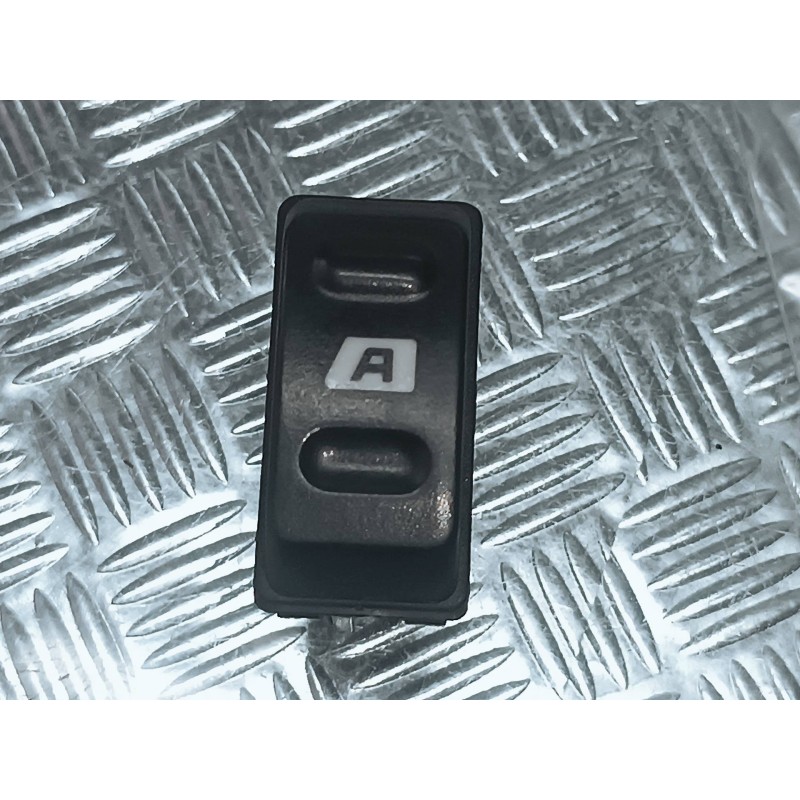 Recambio de mando elevalunas delantero izquierdo para citroen xsara picasso referencia OEM IAM 22681  CONECTOR 5 PINES