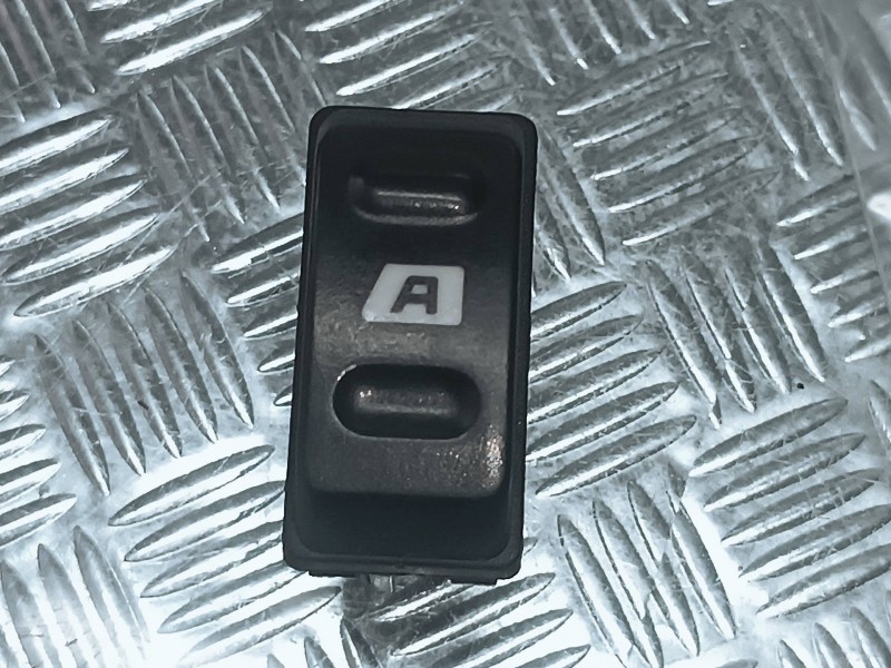 Recambio de mando elevalunas delantero izquierdo para citroen xsara picasso referencia OEM IAM 22681  CONECTOR 5 PINES