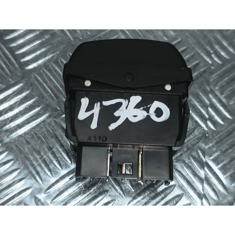 Recambio de mando elevalunas delantero izquierdo para citroen xsara picasso referencia OEM IAM 22681  CONECTOR 5 PINES