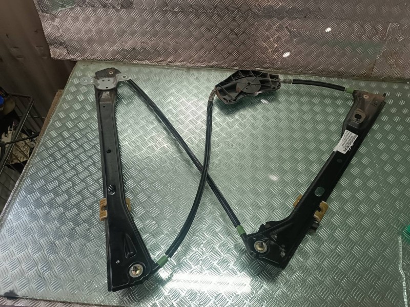 Recambio de elevalunas delantero derecho para volkswagen golf v berlina (1k1) highline referencia OEM IAM 994856105 118133 ELECT