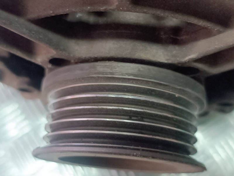 Recambio de alternador para opel astra g berlina club referencia OEM IAM 90561971 0124415002 100A