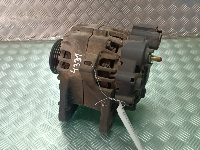 Recambio de alternador para hyundai coupe (gk) 1.6 fx referencia OEM IAM 3730022650 A002655023 90A