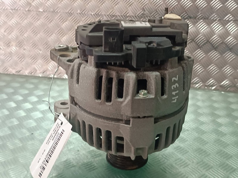 Recambio de alternador para seat ibiza (6l1) cool referencia OEM IAM 13420610 210529 0124325013