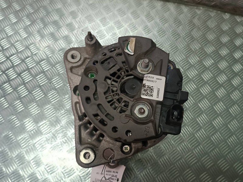 Recambio de alternador para seat ibiza (6l1) cool referencia OEM IAM 13420610 210529 0124325013