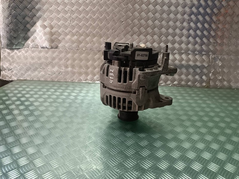 Recambio de alternador para seat ibiza (6l1) cool referencia OEM IAM 13420610 210529 0124325013