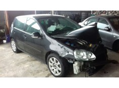 volkswagen golf v berlina (1k1) del año 2004