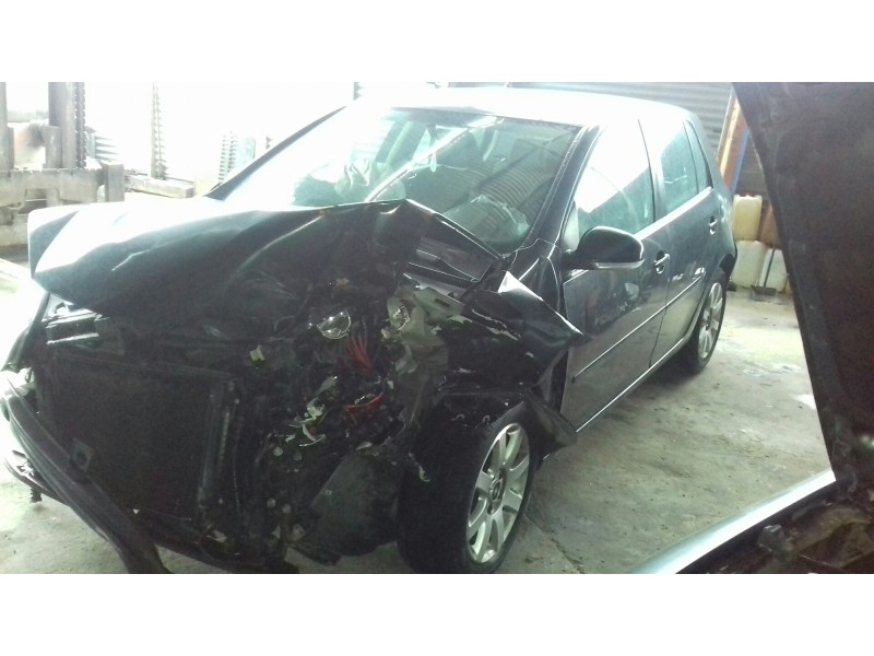 volkswagen golf v berlina (1k1) del año 2004