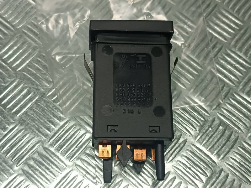 Recambio de interruptor para volkswagen polo berlina (6n2) conceptline referencia OEM IAM 6K0959561B  LUNA TERMICA