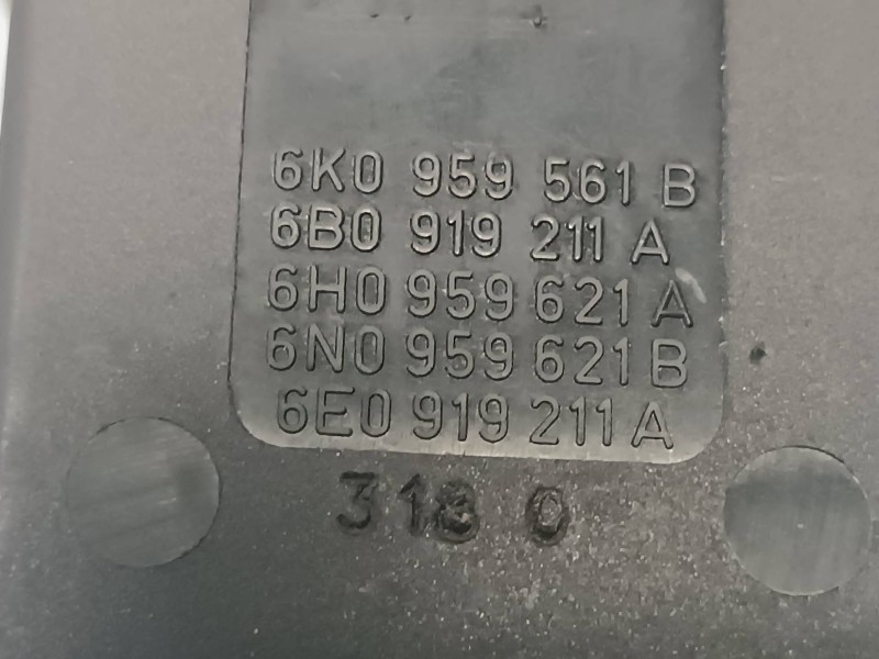 Recambio de interruptor para volkswagen polo berlina (6n2) conceptline referencia OEM IAM 6K0959561B  LUNA TERMICA