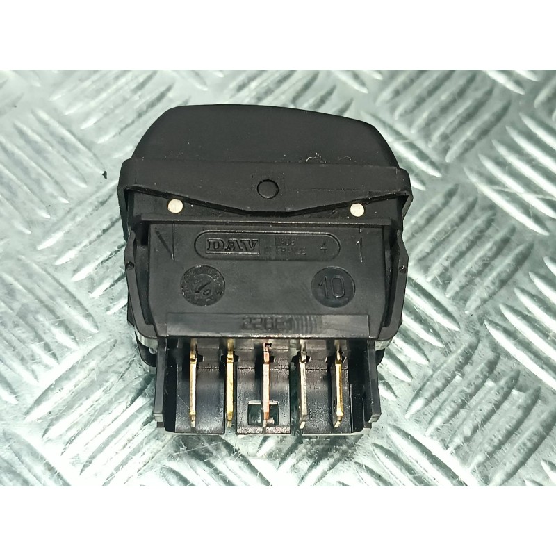 Recambio de mando elevalunas delantero derecho para citroen xsara picasso referencia OEM IAM 22681  CONECTOR 5 PINES