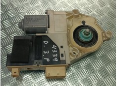 Recambio de motor elevalunas delantero derecho para citroen c4 berlina collection referencia OEM IAM 997831101 996388102 7746004