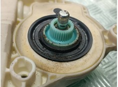 Recambio de motor elevalunas delantero derecho para citroen c4 berlina collection referencia OEM IAM 997831101 996388102 7746004 2