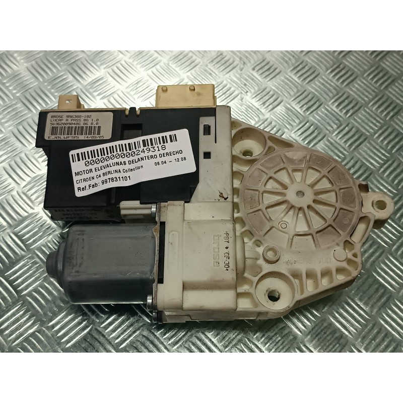 Recambio de motor elevalunas delantero derecho para citroen c4 berlina collection referencia OEM IAM 997831101 996388102 7746004