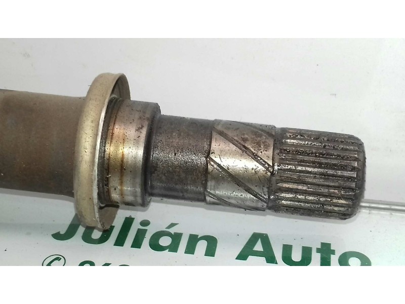 Recambio de transmision delantera derecha para dacia sandero stepway referencia OEM IAM 8201052989  