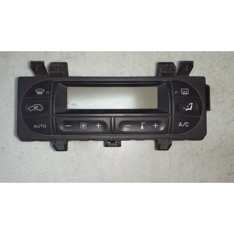 Recambio de mando climatizador para peugeot 1007 urban referencia OEM IAM 96530443XT  69210002