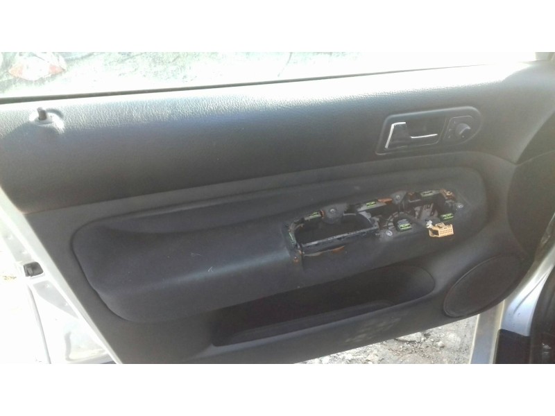 volkswagen bora berlina (1j2) del año 2005