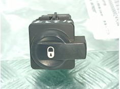 Recambio de interruptor para citroen c4 berlina collection referencia OEM IAM 96476626XT CONECTOR 4 PINES CIERRE PUERTAS