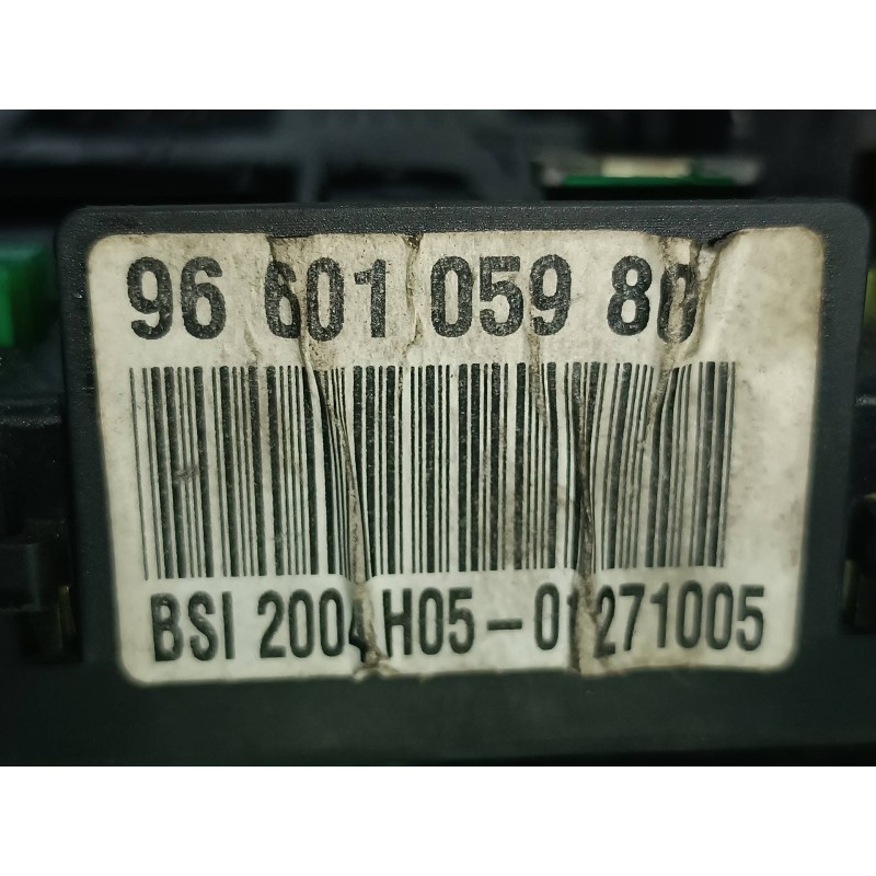 Recambio de caja reles / fusibles para citroen c4 berlina collection referencia OEM IAM 9660105980 BSI 2004H05 JOHNSON CONTROLS