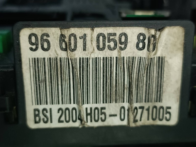 Recambio de caja reles / fusibles para citroen c4 berlina collection referencia OEM IAM 9660105980 BSI 2004H05 JOHNSON CONTROLS