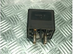 Recambio de rele para mercedes-benz clase c (w202) berlina 180 (202.018) referencia OEM IAM 0332002197  BOSCH