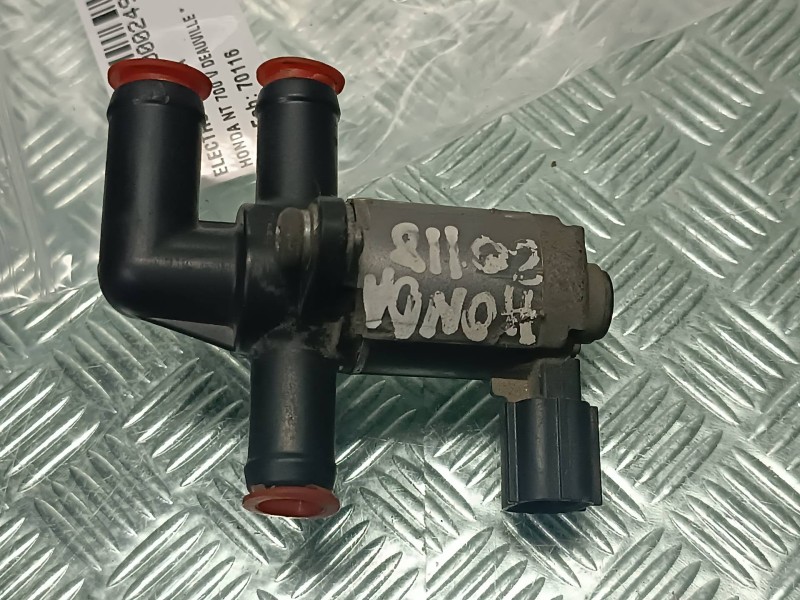 Recambio de electrovalvula para honda nt 700 v deauville referencia OEM IAM 70116  CONECTOR 2 PINES