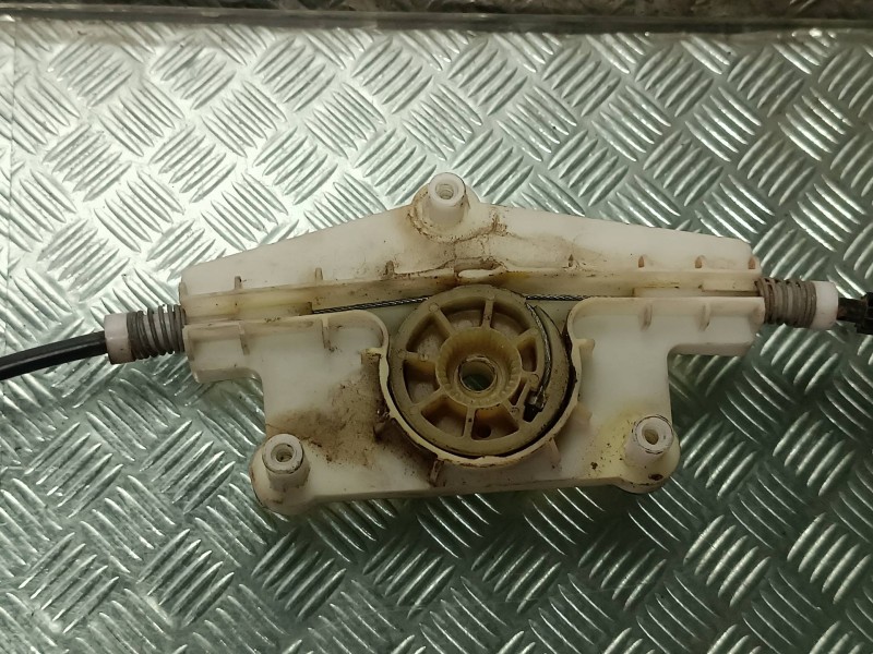 Recambio de elevalunas delantero izquierdo para citroen c4 berlina collection referencia OEM IAM 9657133980  ELECTRICO