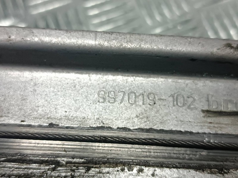 Recambio de elevalunas delantero derecho para citroen c4 berlina collection referencia OEM IAM 9657133880 997019102 ELECTRICO