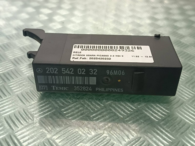 Recambio de rele para citroen xsara picasso 2.0 hdi x referencia OEM IAM 2025420232 352824 TEMIC
