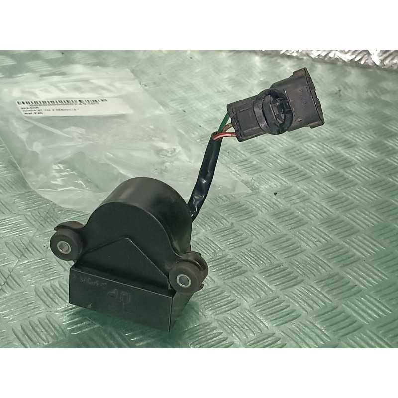 Recambio de sensor para honda nt 700 v deauville referencia OEM IAM   CONECTOR 3 PINES