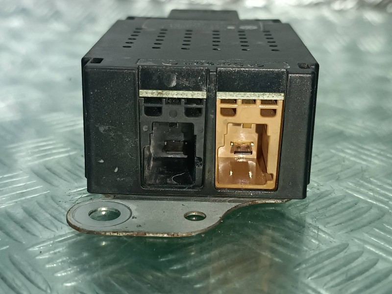 Recambio de modulo electronico para volkswagen golf v berlina (1k1) highline referencia OEM IAM 1K6035570F 7617310015 BLAUPUNKT