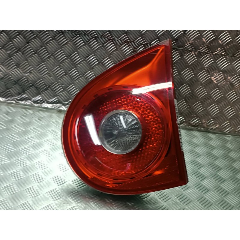 Recambio de piloto trasero derecho interior para volkswagen golf v berlina (1k1) highline referencia OEM IAM 1K6945094E 02850020