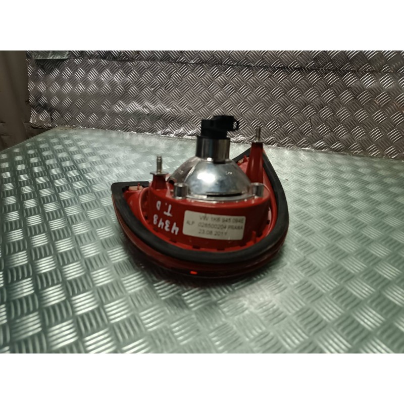 Recambio de piloto trasero derecho interior para volkswagen golf v berlina (1k1) highline referencia OEM IAM 1K6945094E 02850020