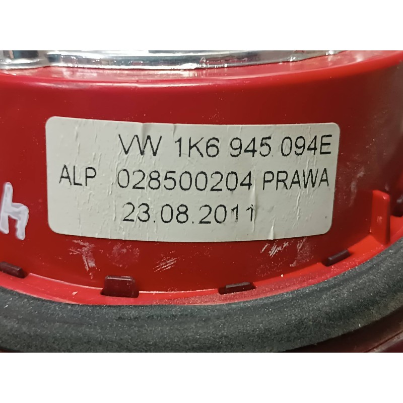 Recambio de piloto trasero derecho interior para volkswagen golf v berlina (1k1) highline referencia OEM IAM 1K6945094E 02850020