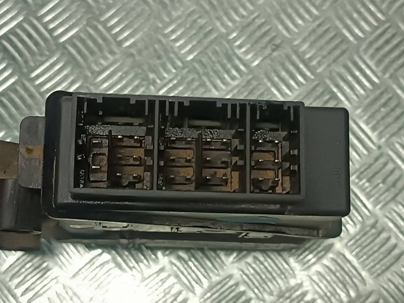 Recambio de motor elevalunas delantero derecho para volkswagen polo (9n1) referencia OEM IAM 602959801A 400642D 