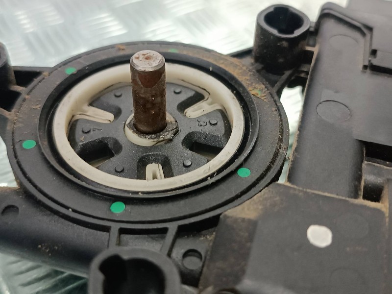 Recambio de motor elevalunas delantero derecho para volkswagen polo (9n1) referencia OEM IAM 602959801A 400642D 