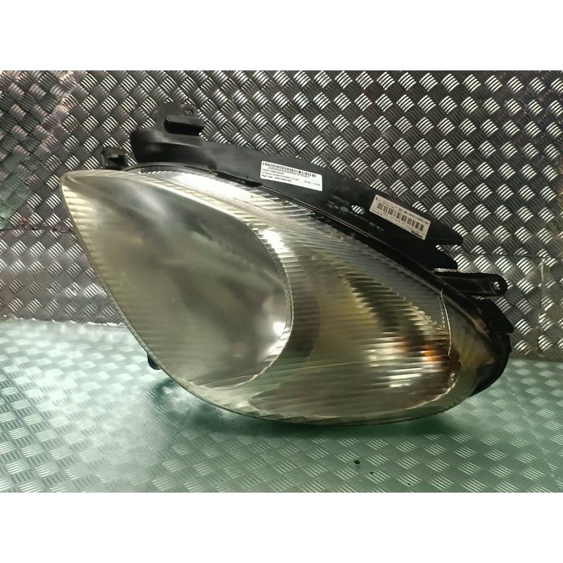 Recambio de faro izquierdo para citroen xsara picasso 2.0 hdi referencia OEM IAM 9631495180 89300190 VALEO