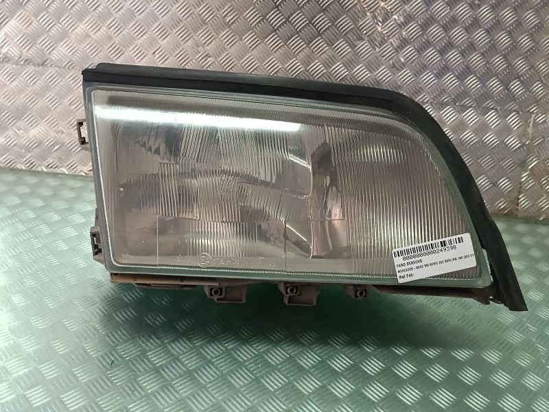 Recambio de faro derecho para mercedes-benz clase c (w202) berlina 180 (202.018) referencia OEM IAM   VALEO