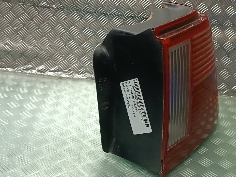 Recambio de piloto trasero derecho para seat ibiza (6k1) referencia OEM IAM 6K6945258C 6K6945258 EXT - ALETA