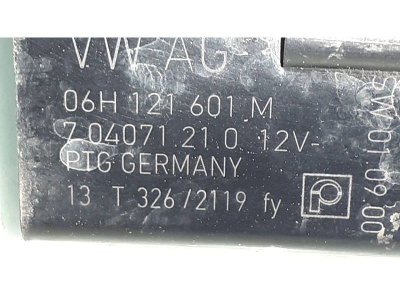 Recambio de bomba agua para audi a4 ber. (b8) basis referencia OEM IAM 06H121601M 704071210 CONECTOR 3 PINES