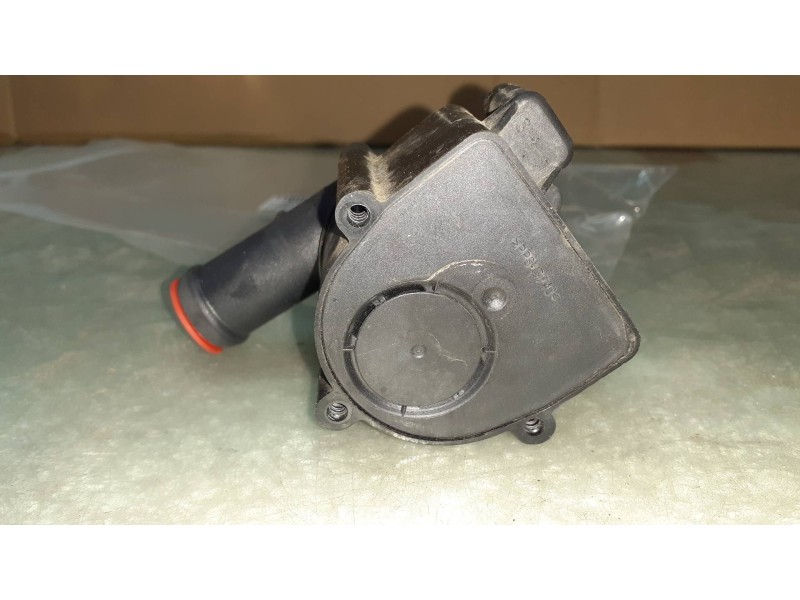 Recambio de bomba agua para audi a4 ber. (b8) basis referencia OEM IAM 06H121601M 704071210 CONECTOR 3 PINES