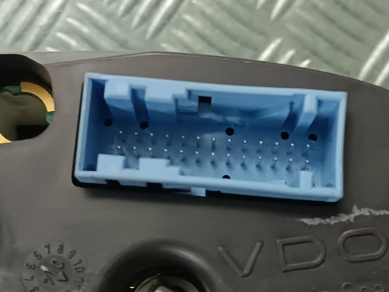 Recambio de cuadro instrumentos para citroen xsara picasso referencia OEM IAM 965166880 966007 VDO