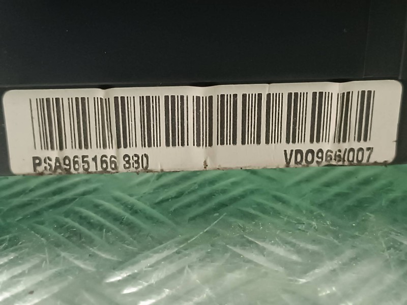 Recambio de cuadro instrumentos para citroen xsara picasso referencia OEM IAM 965166880 966007 VDO