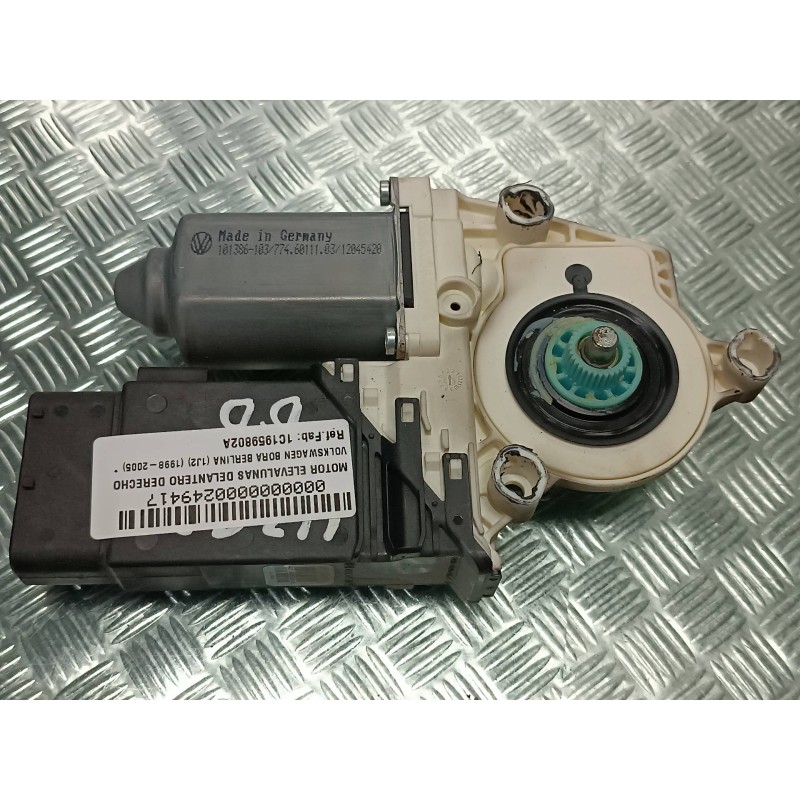 Recambio de motor elevalunas delantero derecho para volkswagen bora berlina (1j2) referencia OEM IAM 1C1959802A 101386103 774601
