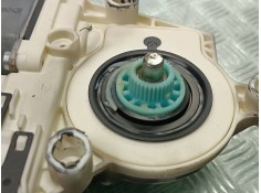 Recambio de motor elevalunas delantero derecho para volkswagen bora berlina (1j2) referencia OEM IAM 1C1959802A 101386103 774601 2